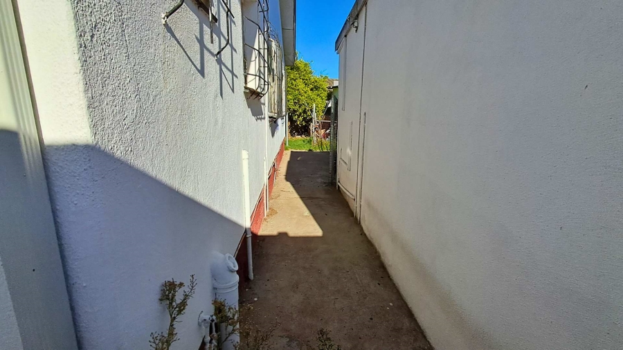 3 Bedroom Property for Sale in Belmont Park Western Cape